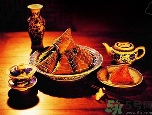 隔夜的粽子可以吃嗎？粽子可以放多久？