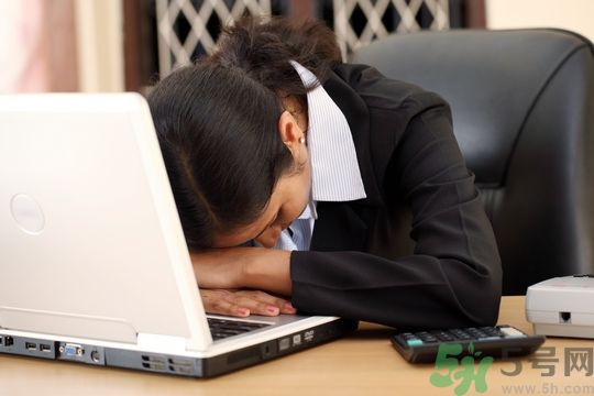 經(jīng)期可以吹風(fēng)嗎?經(jīng)期吹風(fēng)頭疼怎么辦? 經(jīng)期可以吹風(fēng)嗎?經(jīng)期吹風(fēng)頭疼怎么辦?