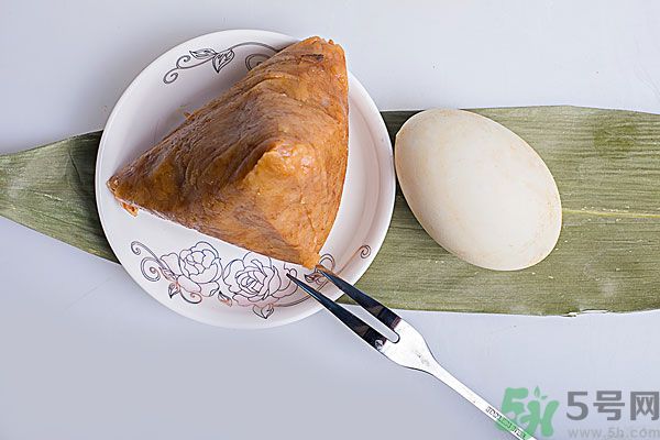 吃粽子不消化怎么辦？吃粽子肚子脹痛屁響個不停？