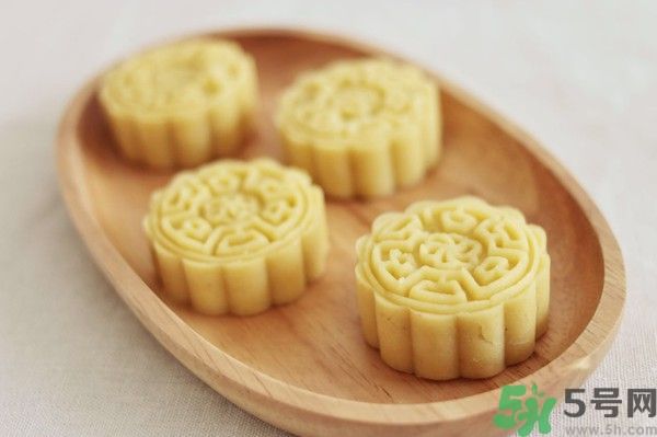 綠豆糕是熱性還是涼性？綠豆糕是涼性的嗎？