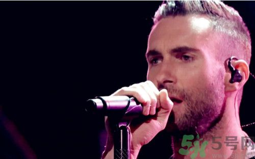 削個(gè)椰子皮你卻tm給個(gè)梨是什么歌曲? 削個(gè)椰子皮你卻tm給個(gè)梨是什么歌曲?