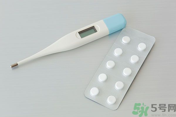 吃完感冒藥能喝酒嗎？吃完感冒藥多久可以喝酒？