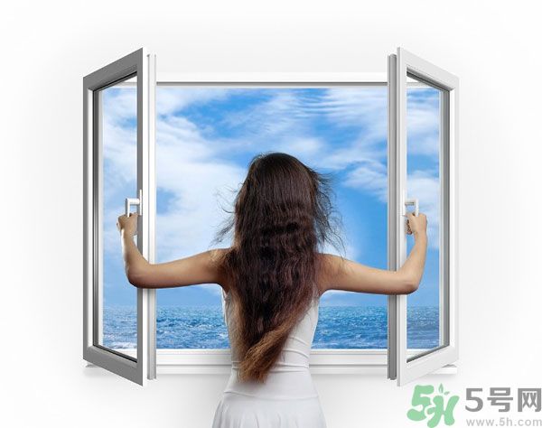 15歲可以用防曬霜嗎？15歲用防曬霜好不好？