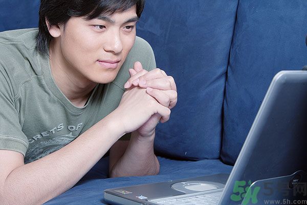 15歲可以用防曬霜嗎？15歲用防曬霜好不好？