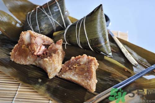 自己包的粽子煮多久熟?自己包的粽子要煮多久? 自己包的粽子煮多久熟?自己包的粽子要煮多久?