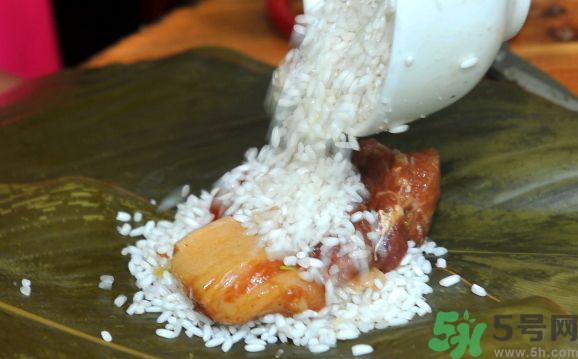 自己包的粽子煮多久熟?自己包的粽子要煮多久? 自己包的粽子煮多久熟?自己包的粽子要煮多久?