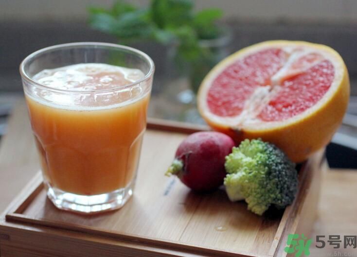 西蘭花可以榨汁嗎？西蘭花榨汁好喝嗎？