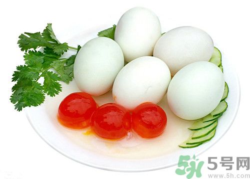 咸鴨蛋和雞蛋能一起吃嗎?咸鴨蛋和雞蛋營(yíng)養(yǎng)價(jià)值