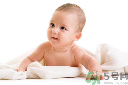 寶寶可以吃零食嗎？寶寶適合吃什么零食？