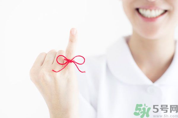 掰手指關(guān)節(jié)響好不好？掰手指關(guān)節(jié)響有危害嗎？