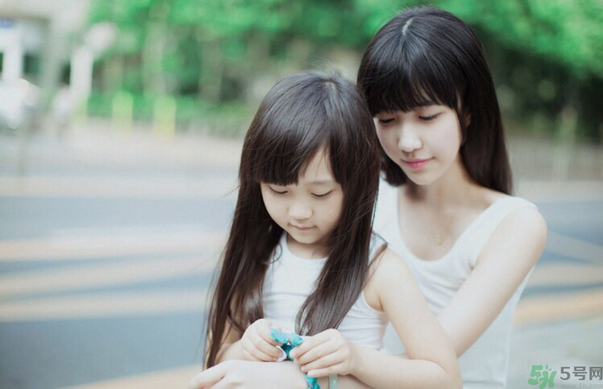 我為什么害怕別人看自己？我害怕別人看自己怎么辦？