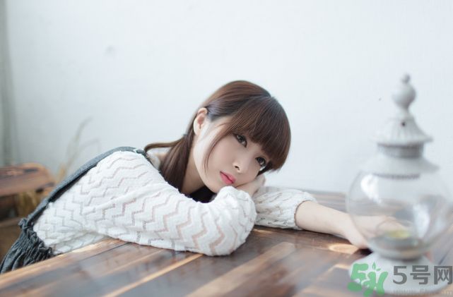 我為什么害怕別人看自己？我害怕別人看自己怎么辦？