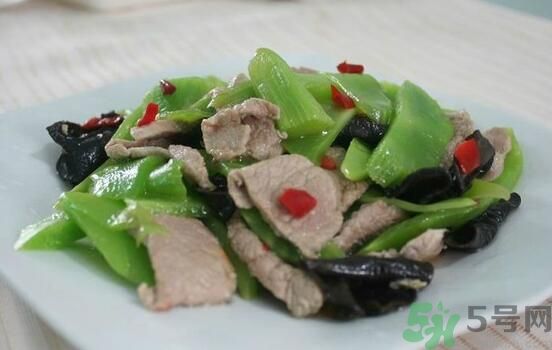 萵筍可以和香菇一起炒嗎？萵筍和香菇一起吃好嗎？