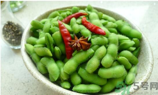 毛豆怎么煮不變黃？毛豆怎么煮不變黑？