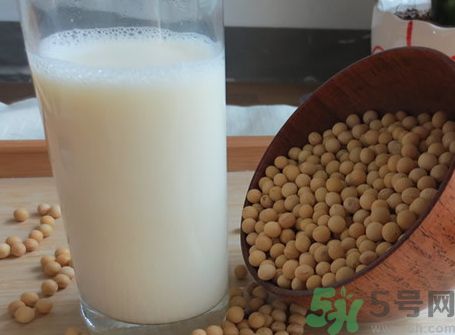 吃山竹可以喝豆?jié){嗎?山竹能和豆?jié){一起吃嗎? 吃山竹可以喝豆?jié){嗎?山竹能和豆?jié){一起吃嗎?