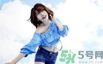 胳膊曬黑了多久能恢復(fù)？胳膊曬黑了怎么白回來？