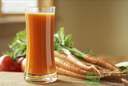 胡蘿卜汁要煮熟喝嗎？胡蘿卜汁煮熟喝好嗎？