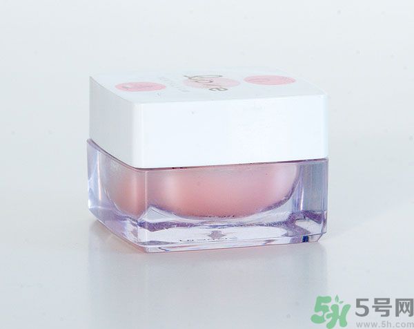 去年沒用完的防曬霜今年還能用嗎？擦護膚品直接用手取好嗎？