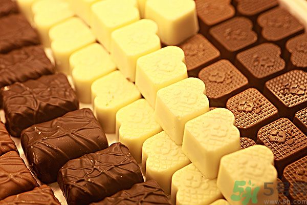 吃西瓜能防曬嗎？吃巧克力能紫外線嗎？