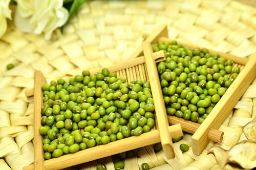 綠豆和香蕉可以一起吃嗎?綠豆和香蕉一起吃好嗎 綠豆和香蕉可以一起吃嗎?綠豆和香蕉一起吃好嗎