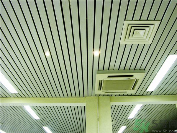 吹空調(diào)鼻子干燥怎么辦？吹空調(diào)鼻子里面很干燥怎么回事？