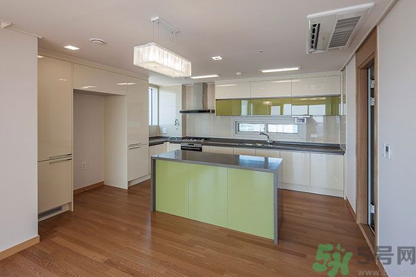 吹空調(diào)鼻子不舒服怎么辦？吹空調(diào)鼻子過(guò)敏怎么回事？