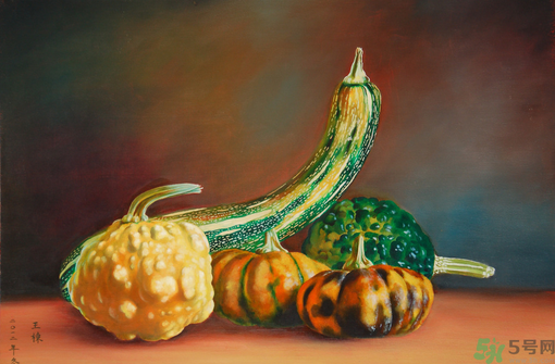 南瓜里面長霉了能吃嗎？長霉的南瓜可以吃嗎？