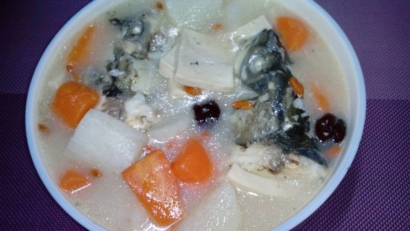 山藥可以和魚一起吃嗎?山藥能和魚同吃嗎? 山藥可以和魚一起吃嗎?山藥能和魚同吃嗎?