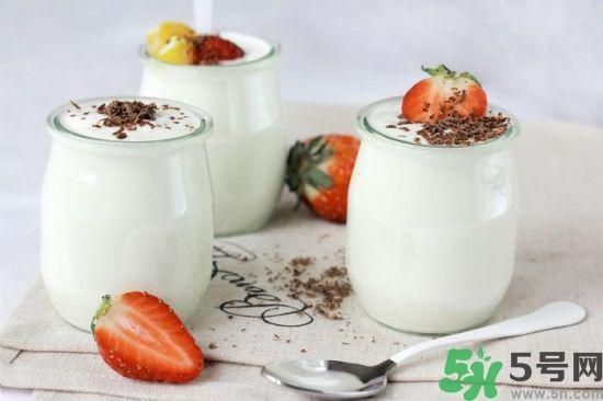 酸奶減肥法有效嗎？酸奶什么時候喝最好？