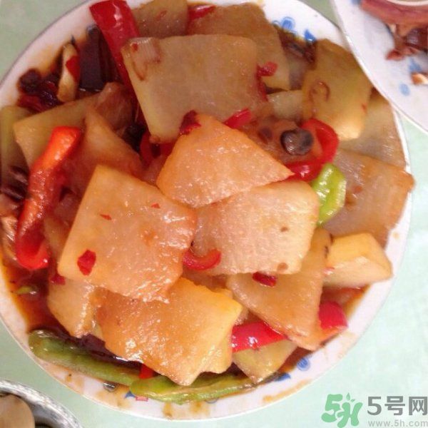 豆瓣醬的做法？豆瓣醬和黃豆醬的區(qū)別？