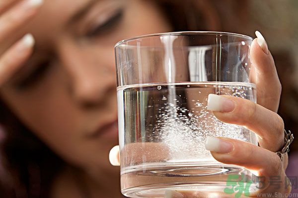 玉川和斯利安哪個好？葉酸片什么牌子最好？