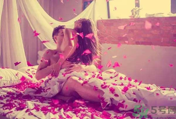 同居之后男生對(duì)女生的印象是怎么樣的？同居之后如何保持加分狀態(tài)？