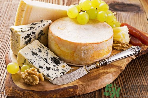 奶酪怎么吃最好吃?奶酪吃法大全 奶酪怎么吃最好吃?奶酪吃法大全