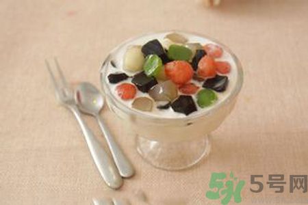 仙草芋圓會(huì)長胖嗎？仙草芋圓怎么做？