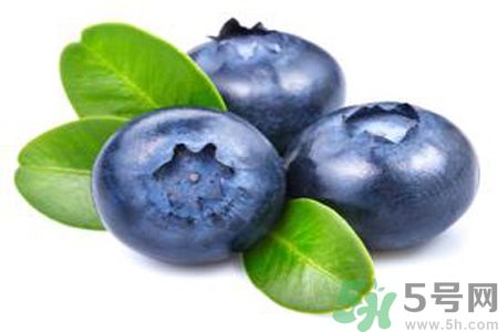 藍(lán)莓上面的白色的東西是什么？藍(lán)莓上面的白色的東西可以吃嗎？