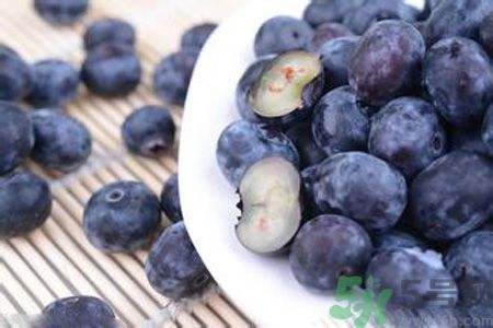 藍(lán)莓果醬怎么做好吃？藍(lán)莓果醬的做法