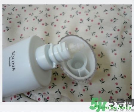 蘇菲娜sofina防曬霜哪款好用？sofina防曬白蕾絲藍(lán)蕾絲區(qū)別