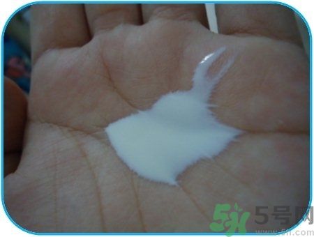 sofina蘇菲娜防曬霜要卸妝嗎？sofina防曬區(qū)別有哪幾種