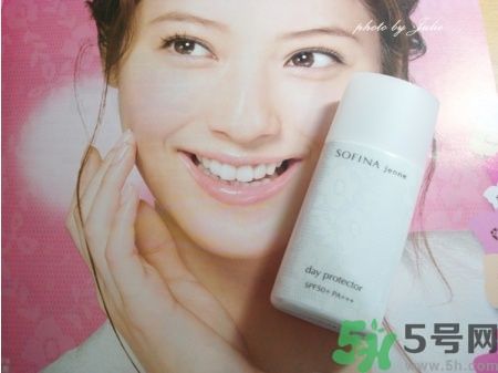 蘇菲娜sofina防曬霜哪款好用？sofina防曬白蕾絲藍(lán)蕾絲區(qū)別