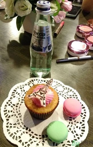 巴黎歐萊雅奇煥光采水光空氣輕墊腮紅使用方法 保質(zhì)期多久 巴黎歐萊雅奇煥光采水光空氣輕墊腮紅使用方法 保質(zhì)期多久