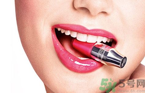 蘭蔻搖搖氣墊唇油真假怎么辨別? 蘭蔻搖搖氣墊唇油真假怎么辨別?