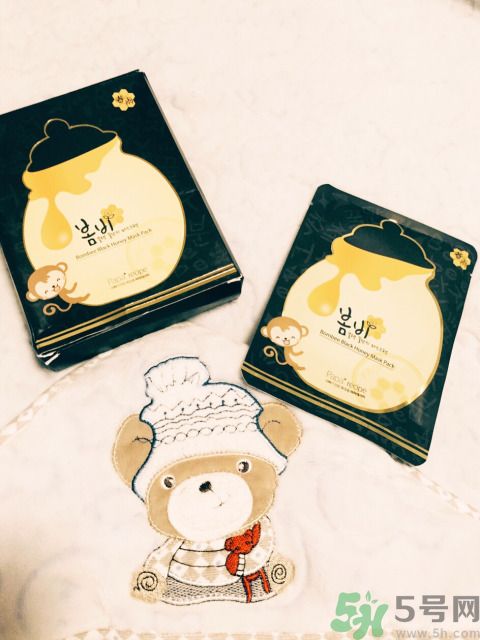 春雨黑蜂蜜面膜真假辨別 春雨黑蜂蜜面膜掉色與精化液顏色 春雨黑蜂蜜面膜真假辨別 春雨黑蜂蜜面膜掉色與精化液顏色