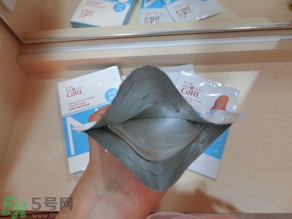 寵愛之名寵愛女孩礦物云絲面膜價格多少錢一盒 寵愛之名寵愛女孩礦物云絲面膜價格多少錢一盒