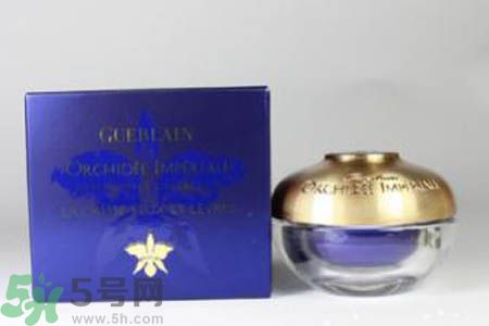 法國嬌蘭舒緩修護霜適合什么膚質？敏感膚質可以用法國嬌蘭舒緩修護霜嗎？