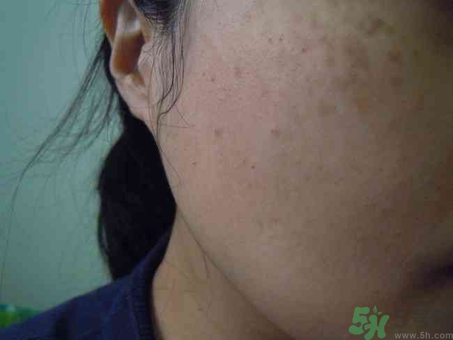 sk2棒棒糖粉凝霜好用嗎？skii粉凝霜使用方法