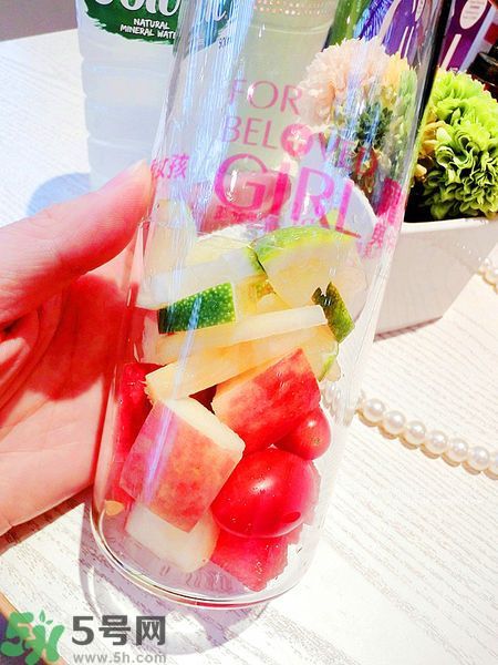 寵愛之名寵愛女孩面膜怎么樣？寵愛女孩礦物云絲面膜好用嗎？