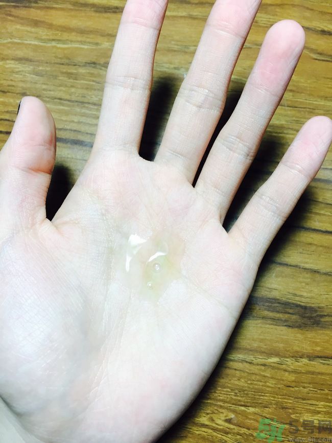 科顏氏藜麥煥膚精華怎么樣？科顏氏藜麥煥膚精華好用嗎