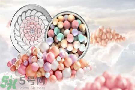  法國嬌蘭幻彩流星亮肌乳適合什么膚質？ 敏感膚質可以用法國嬌蘭幻彩流星亮肌乳嗎？