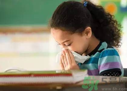 鼻炎一直流鼻涕怎么辦?鼻炎一直流鼻涕打噴嚏 鼻炎一直流鼻涕怎么辦?鼻炎一直流鼻涕打噴嚏