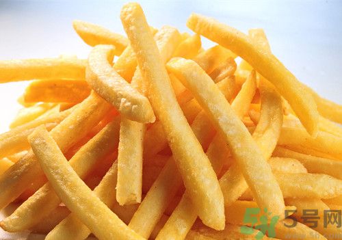 薯?xiàng)l沒炸熟可以吃嗎?薯?xiàng)l沒炸熟吃了會(huì)怎么樣 薯?xiàng)l沒炸熟可以吃嗎?薯?xiàng)l沒炸熟吃了會(huì)怎么樣